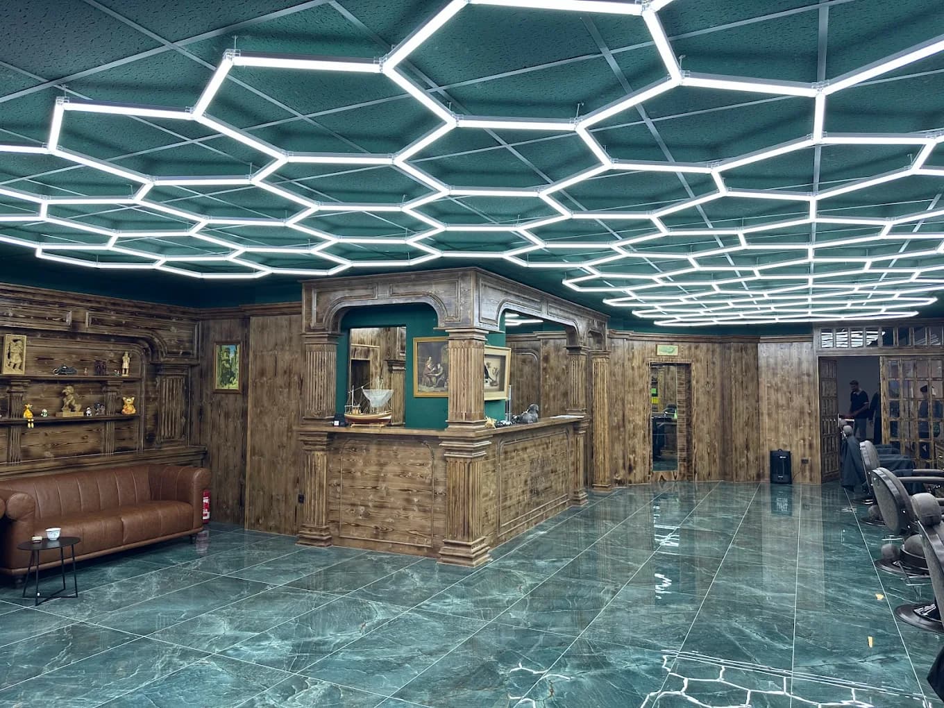 MiRash Barbershop – Shop Atmosphäre